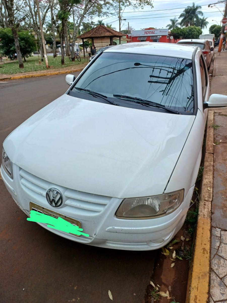Foto do carro que estavam os criminosos